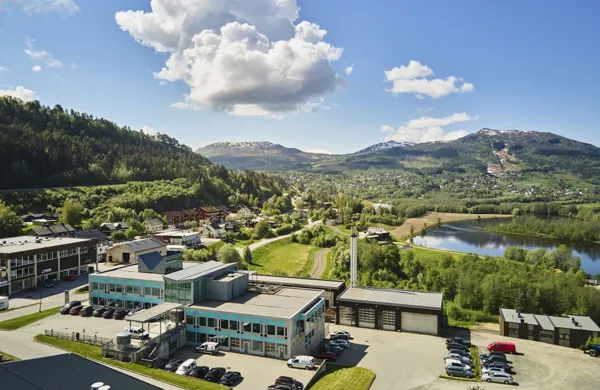 Kontakt oss Kontakt oss - Svorka page.png