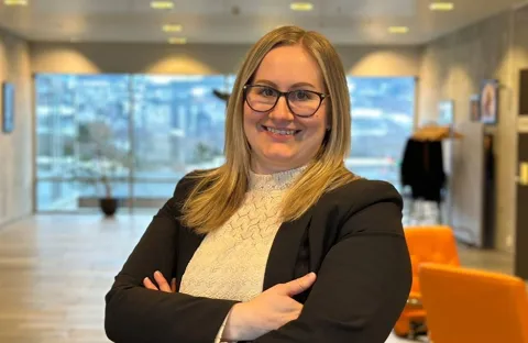 Fiber eller 5G - hva skal du velge? Eva_fiber vs 5G